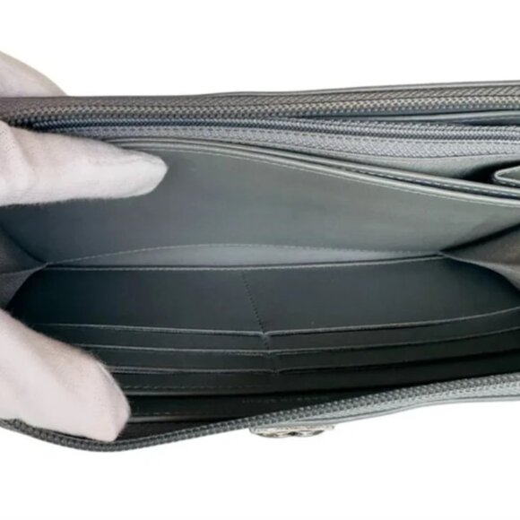 CHANEL Boy lamb skin Gray Authentic Zip Around Wallet - Picture 8 of 10